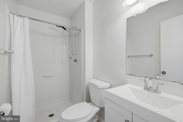 8635 REINECKE CT, Manassas Park, VA 20111