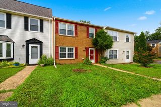 8635 REINECKE CT, Manassas Park, VA 20111
