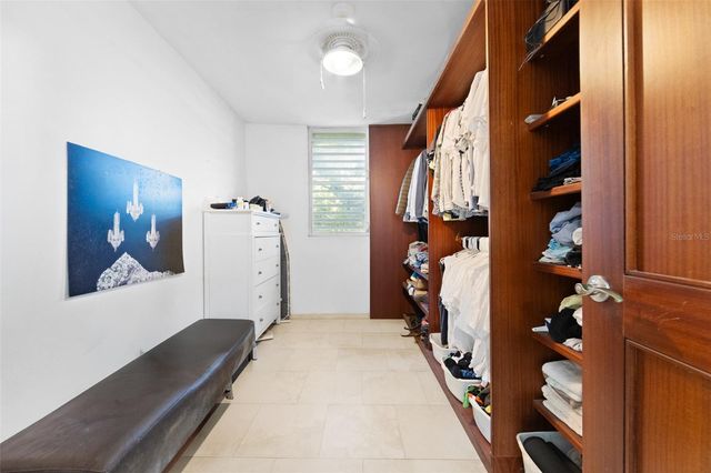 424 DEL VALLE ST MONTEFLORES DEV, San Juan, PR 00915