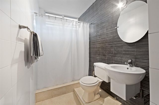 424 DEL VALLE ST MONTEFLORES DEV, San Juan, PR 00915