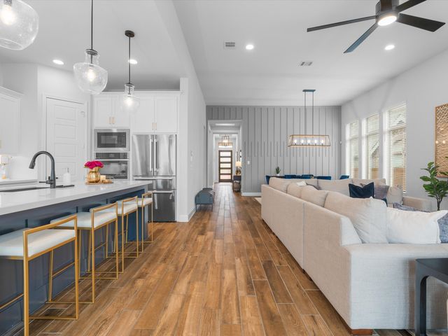 908 Bridle Path Parkway, Aubrey, TX 76227