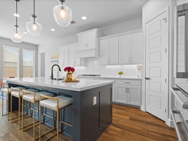 908 Bridle Path Parkway, Aubrey, TX 76227