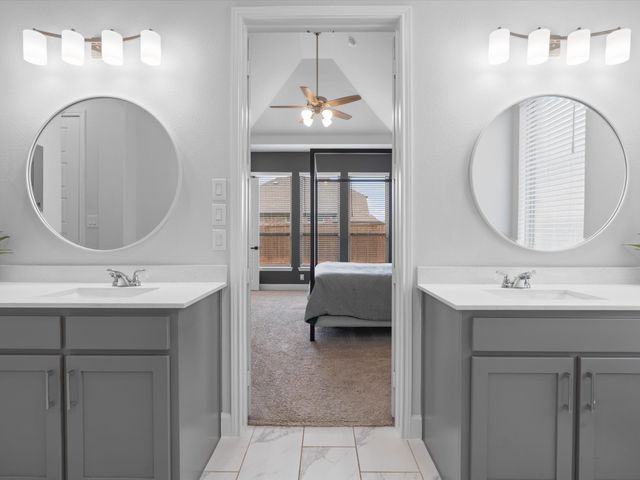 908 Bridle Path Parkway, Aubrey, TX 76227
