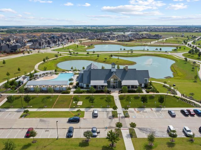 908 Bridle Path Parkway, Aubrey, TX 76227