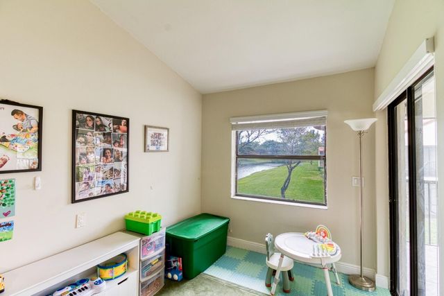 612 Freedom Court 612, Deerfield Beach, FL 33442