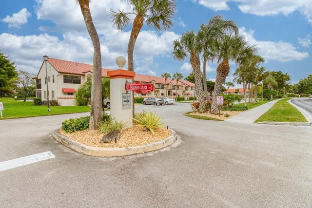 612 Freedom Court 612, Deerfield Beach, FL 33442