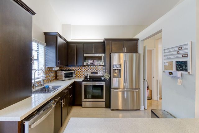 612 Freedom Court 612, Deerfield Beach, FL 33442