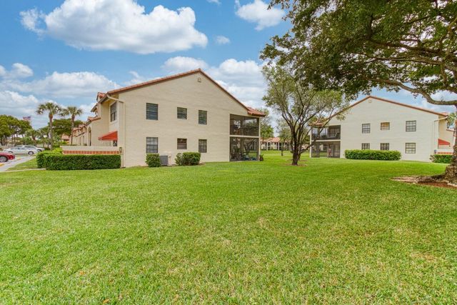 612 Freedom Court 612, Deerfield Beach, FL 33442