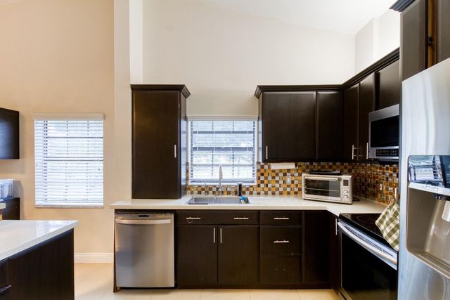 612 Freedom Court 612, Deerfield Beach, FL 33442