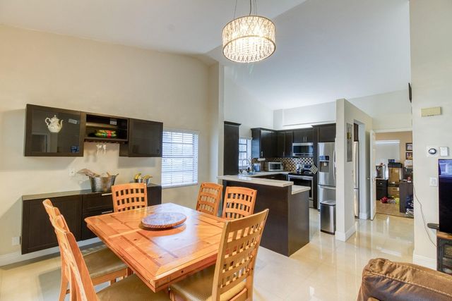 612 Freedom Court 612, Deerfield Beach, FL 33442