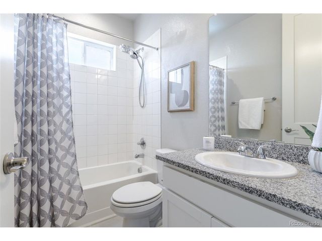 18483 W 94th Ln, Arvada, CO 80007