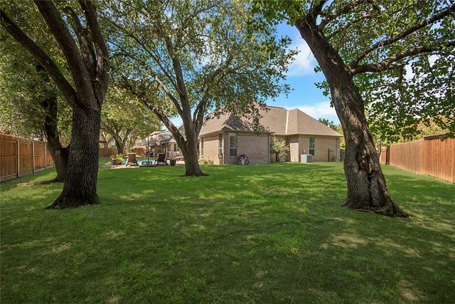 201 Rochelle Court, Colleyville, TX 76034