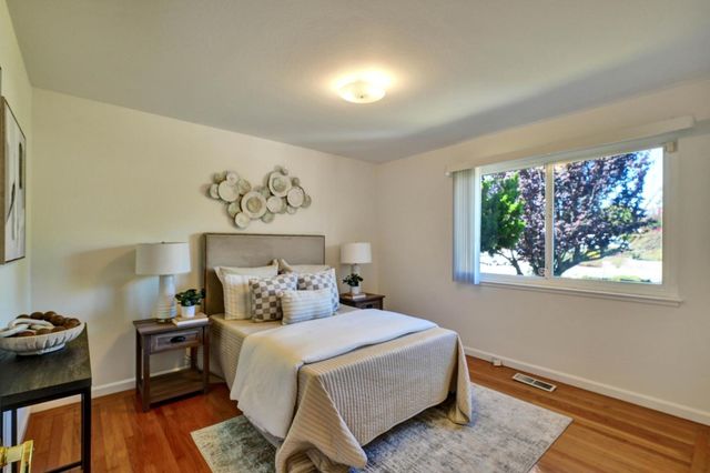1394 Bobwhite Avenue, Sunnyvale, CA 94087