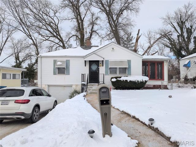 571 Glorose Drive, Riverview, MO 63137