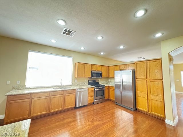 10724 Windrose Point Avenue, Las Vegas, NV 89144