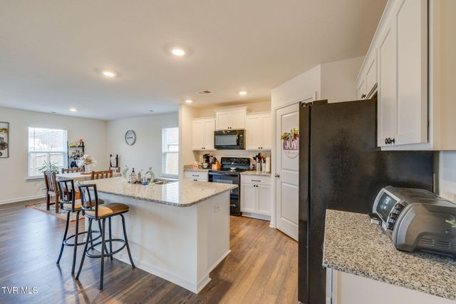 535 Cox Hollow Road, Kingsport, TN 37663