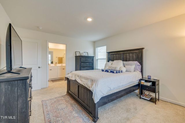 535 Cox Hollow Road, Kingsport, TN 37663