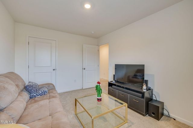 535 Cox Hollow Road, Kingsport, TN 37663