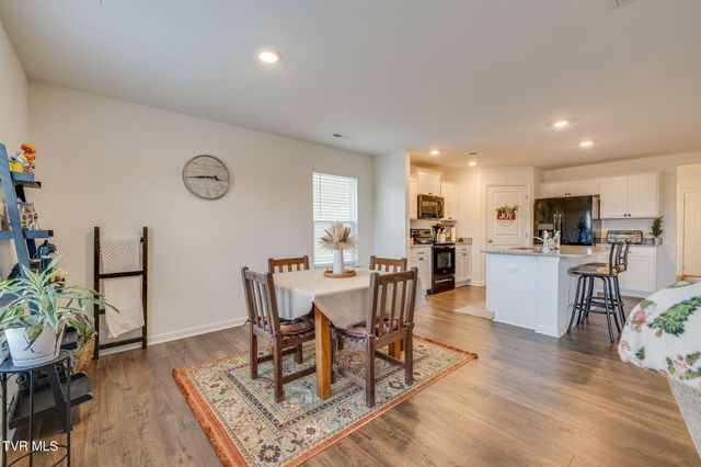 535 Cox Hollow Road, Kingsport, TN 37663