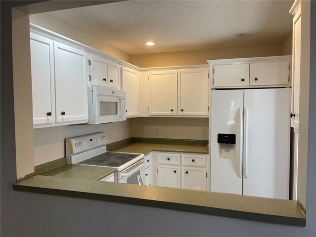 106 Red Bud Court, Brunswick, GA 31520