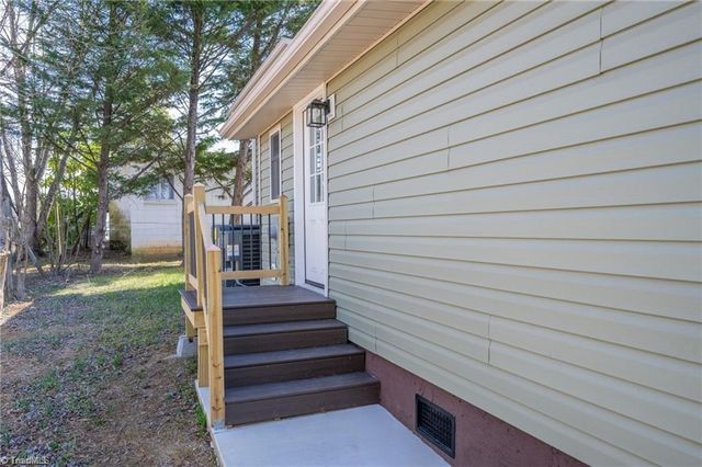 110 Baptist Church Road, Boonville, NC 27011