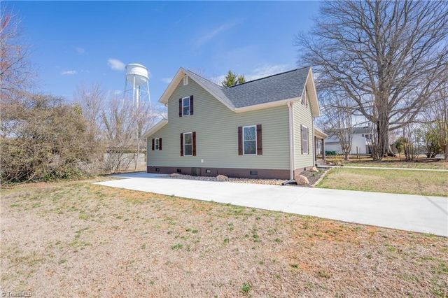 110 Baptist Church Road, Boonville, NC 27011