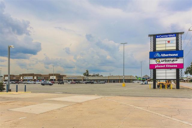 4058 Ryan Street 700, Lake Charles, LA 70605