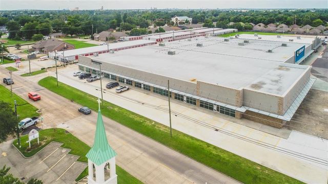 4058 Ryan Street 700, Lake Charles, LA 70605