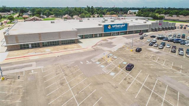 4058 Ryan Street 700, Lake Charles, LA 70605