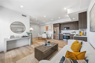 150 S Oak Knoll Avenue 105, Pasadena, CA 91101