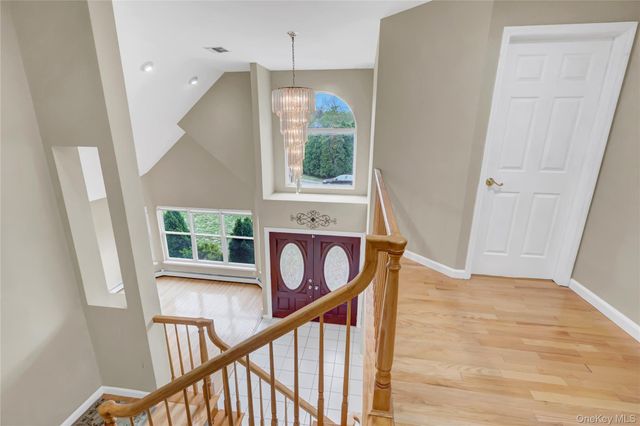 5 Supreme Court, Smithtown, NY 11787