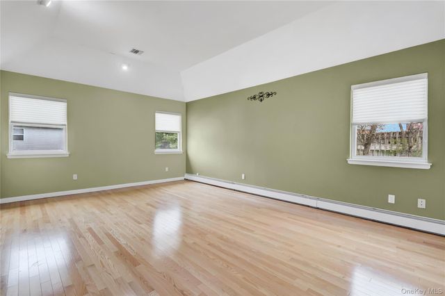 5 Supreme Court, Smithtown, NY 11787