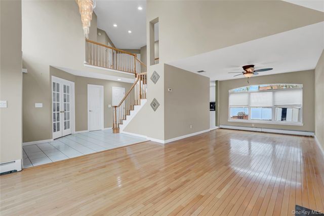 5 Supreme Court, Smithtown, NY 11787