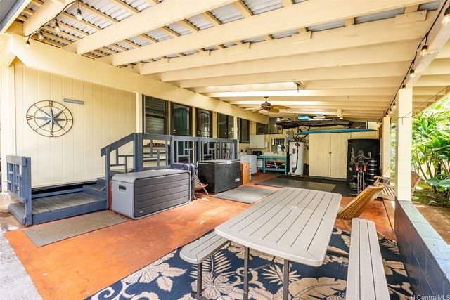 2112 Puu Place C, Wahiawa, HI 96786