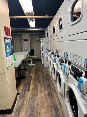 300 Peachtree NE Street 5M, Atlanta, GA 30308