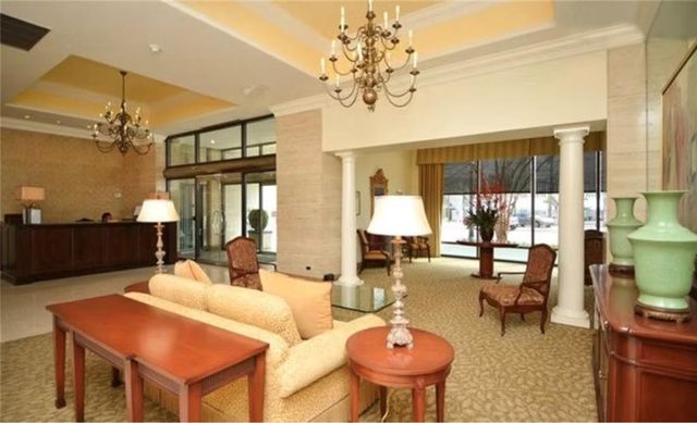 300 Peachtree NE Street 5M, Atlanta, GA 30308