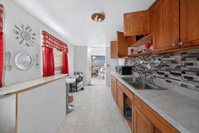 2711 W 165th Street, Markham, IL 60428