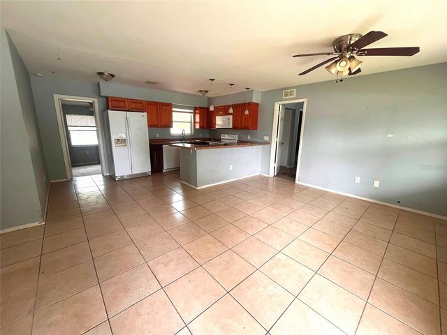 731 LAKESIDE DRIVE, Largo, FL 33778