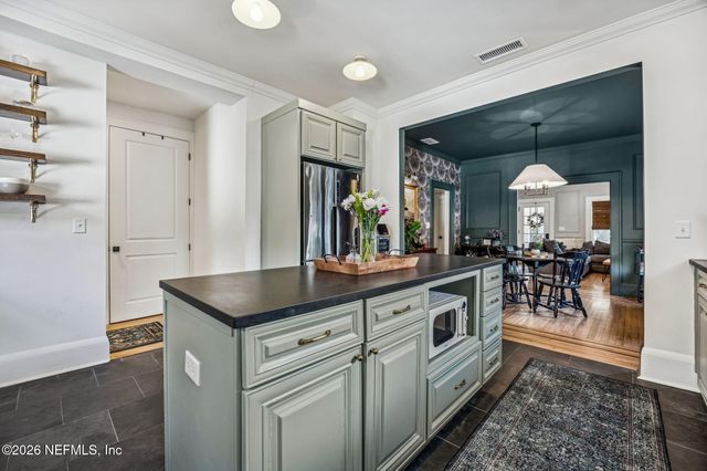 3523 VALENCIA Road, Jacksonville, FL 32205