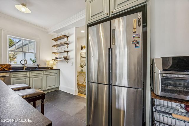 3523 VALENCIA Road, Jacksonville, FL 32205