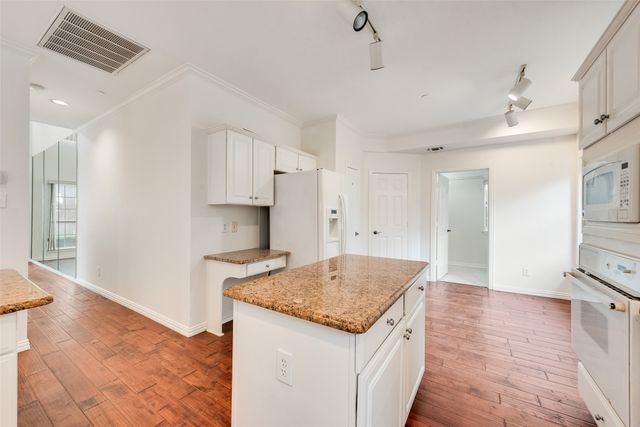 14605 Dove Court, Addison, TX 75001