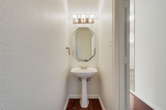 14605 Dove Court, Addison, TX 75001