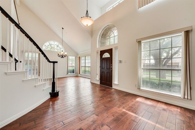 14605 Dove Court, Addison, TX 75001