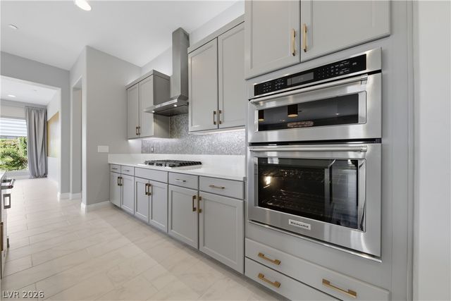 80 Strada Caruso, Henderson, NV 89011