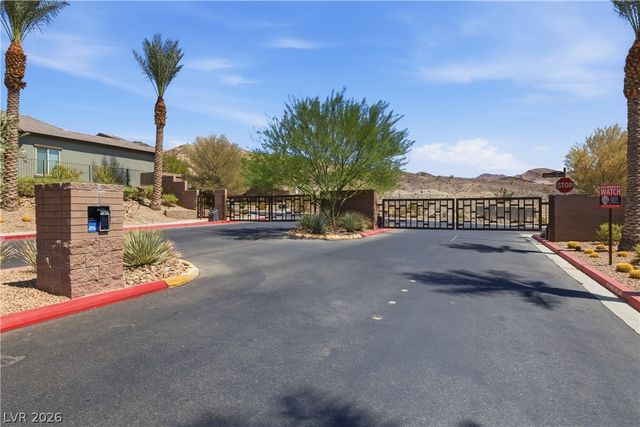 80 Strada Caruso, Henderson, NV 89011