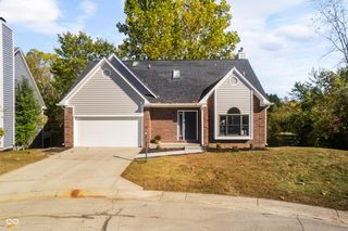 19 Calumet Court, Zionsville, IN 46077