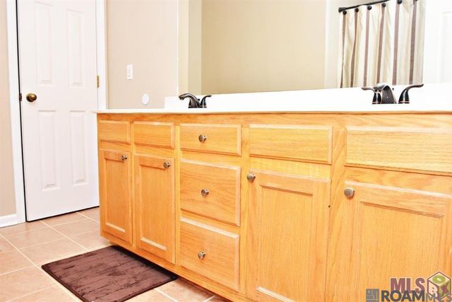 10124 Nashville Ct, Denham Springs, LA 70706