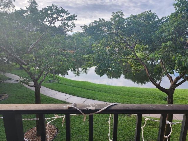 10749 Cleary Boulevard 202, Plantation, FL 33324