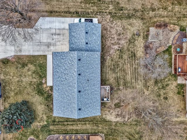 4 Maplewood Lane, Ottawa, IL 61350