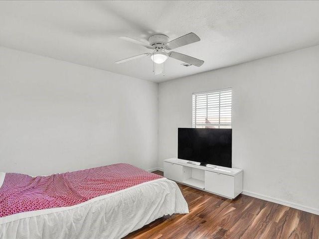4610 Cobb Circle Drive, Sugar Land, TX 77479